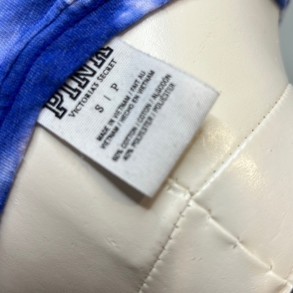 PINK Victoria’s Secret Tie Dye American Flag Tap Top - Picture 12 of 12